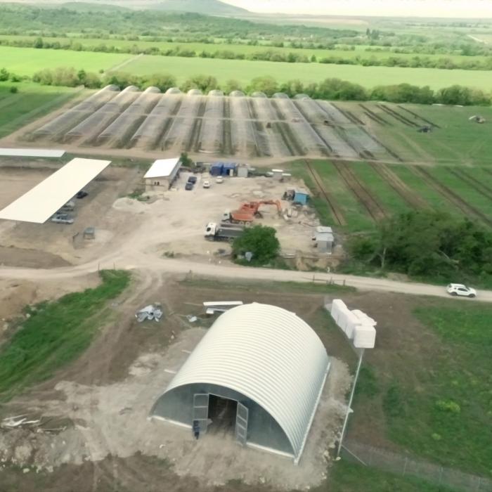 Белая Дача запустила строительство комплекса по выращиванию салатов в Краснодарском крае